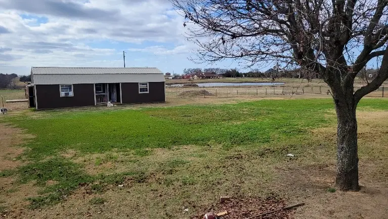 Secondary shed, foam insulated, ac