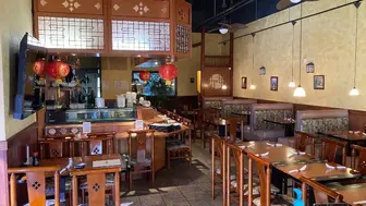 Asian Restaurant ready to retire, very good review low rent!