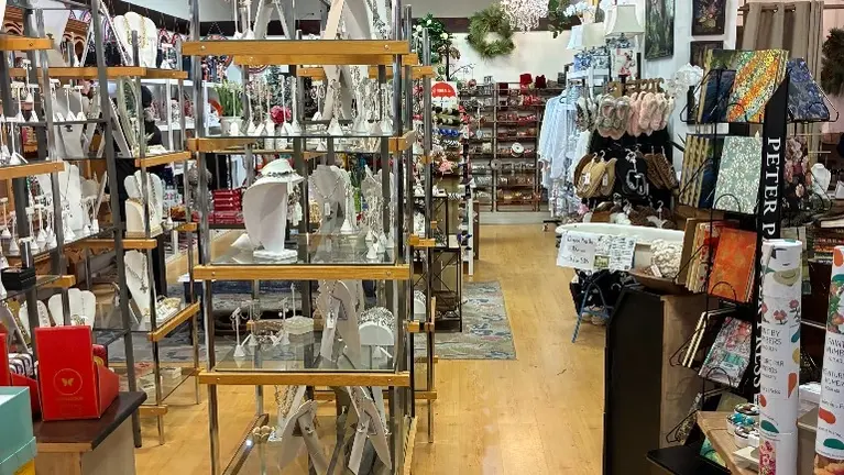 Gifts & Homewares Gifts & Homewares