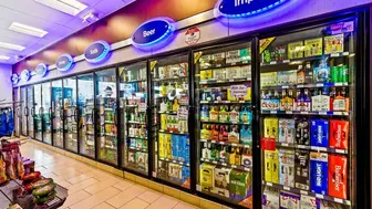 Convenience Store with Beer & Wine, Major Signalized Intersection
