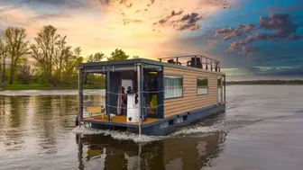 European Houseboat Dealership Opportunity on the East Coast