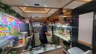 Super busy Frozen yogurt Business