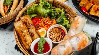 Established Vietnamese Restaurant for Sale – Prime Bellaire Location