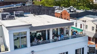 Savannah GA Freestanding Restaurant & Rooftop Bar for Sale