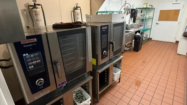 2 ovens