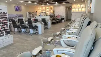 Vinni's Listing - Luxury Nail Salon — Fully Absentee | Manager & Staff