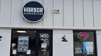 Newer Harbor coffee shop with drive thru. High traffic count!!!