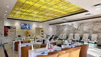 Turn Key High-End Nail Salon [11 Yrs]
