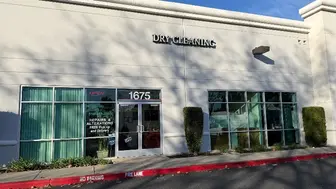 For Sale Dry Cleaning Agency with Alterations and Wash & Fold 