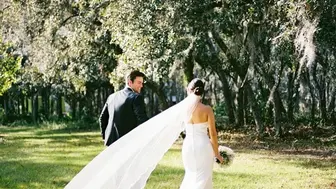 Luxury Bridal Retailer w 38% EBITDA margins growing 25%+