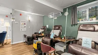 Bothell Nail Salon and Beutique