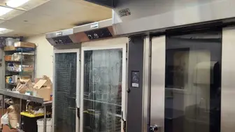 High-Volume Bagel Store in Major Shopping Center