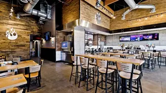 Popular Fire Wings – Turnkey Restaurant in San Bernardino