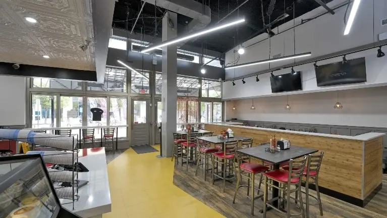 Lots of Natural Light Lots of Natural Light