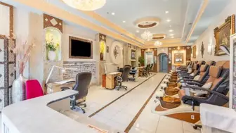Small Nail Salon in Rowlett for Sale