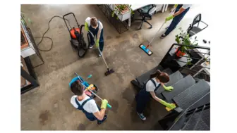 Semi-Absentee B2B Cleaning Business in Austin