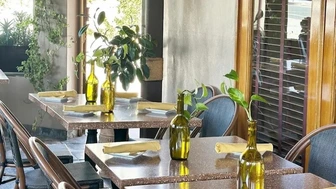 Warm & Inviting Italian Rest. w/Full Liquor-Patio 1.7M Sales