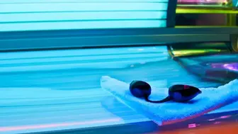 Los Angeles Area Tan Salon w/ Stellar Equipment in Popular University