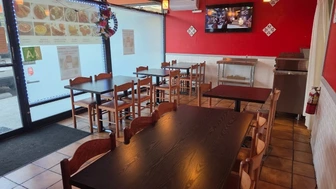 Cash-flowing turnkey restaurant with 40 years of proven operations