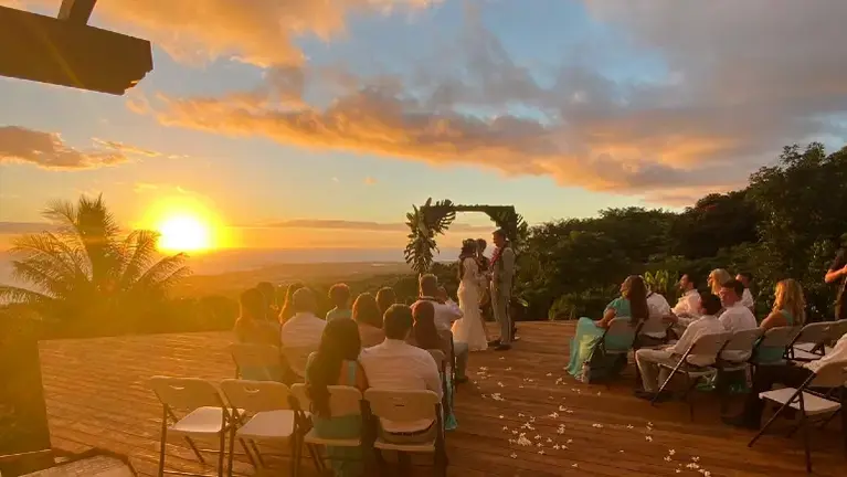 Destination wedding in Hawaii
