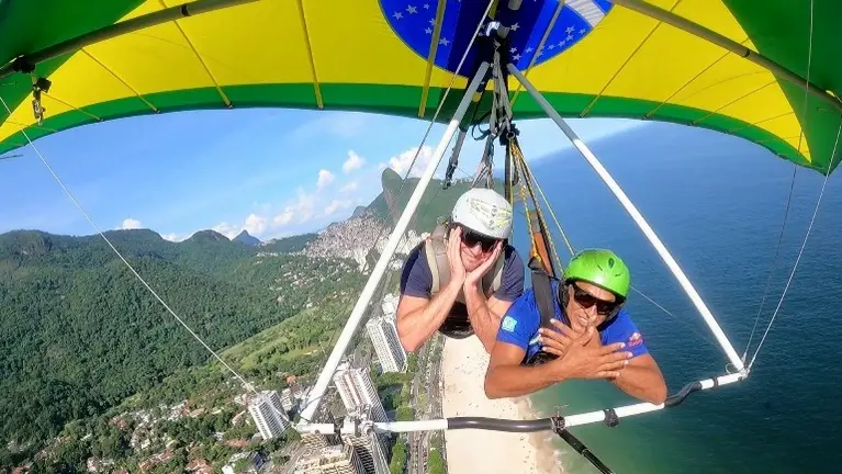Hang-gliding excursion in Rio de Janeiro