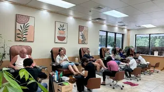 Turn Key High-End Nail Salon [15 Yrs]