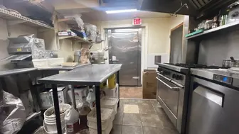 Italian Pizza Restaurant | Fully Equipped | $6,000 in weekly sales