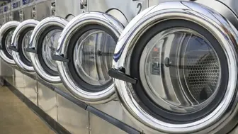 30+ Year PHX Laundromat w/Low Rent, Growth Potential