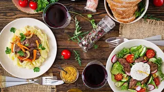 Turnkey Beach City Bistro | Prime Trade Area | Patio | Low Rent |