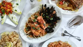 Iconic Downtown Sarasota Restaurant & Bar Opportunity