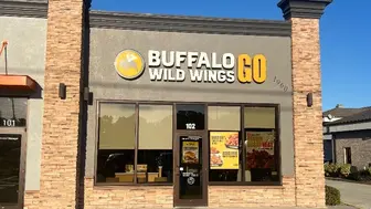 Rare Opportunity to acquire 3 Buffalo Wild Wings GO Restaurants-FL
