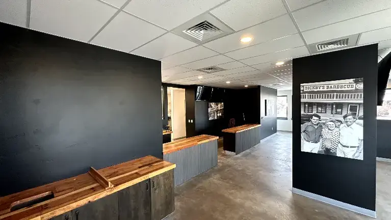 Front counter with digital menus