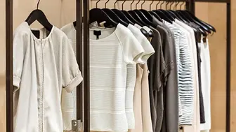 Turnkey Women's Clothing Store, in Prime Retail Spot