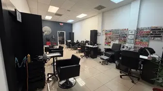 Beauty salon for sale