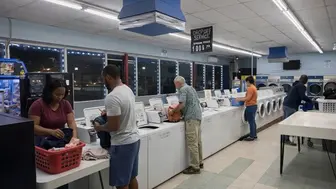 High-Traffic Coin Laundry in Prime Location – Strong Cash Flow