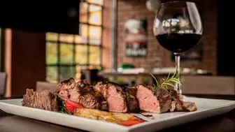 Turnkey Restaurant Opportunity – Prime Dunedin, Florida