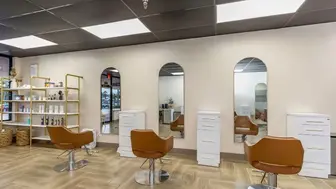 Turn Key Hair Salon for Sale in Temple Terrace