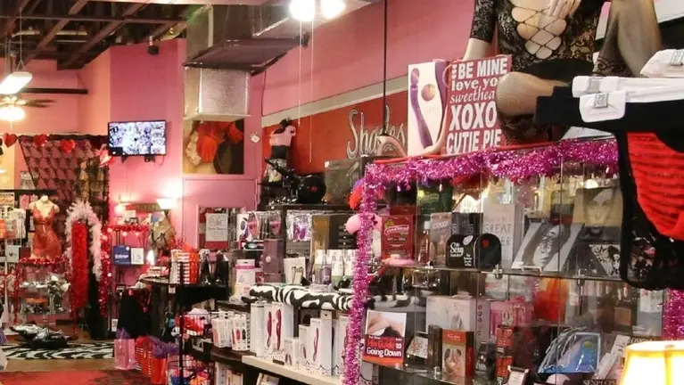 Organized merchandise display