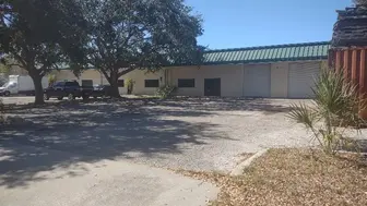 Turnkey Plastic Injection Molding business with attractive lease.