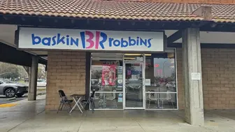 Baskin Robbins store for sale in Sacramento good neighborhood!