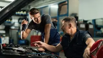 Turnkey Mechanic Shop Serving Cars, Diesel Trucks & Boats