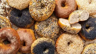 NY Bagel Shop Established 35-Year Legacy