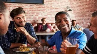 Popular Sports Bar, Grill and Tavern with High Traffic Area