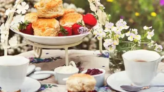 Charming Specialty Café & Retail Boutique – Established & Profitable