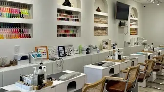 Profitable Nail Salon in Columbia Crossing