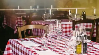 Charming Family-Owned Italian Restaurant – 30+ Years of Success