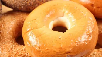 Established Bagel Store with Strong Daily Foot Traffic