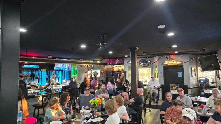 Full Bar- Trivia Night