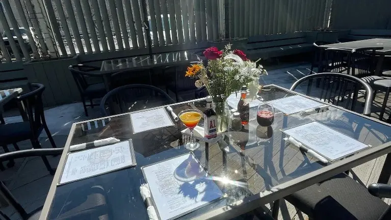 BCB Deck/Patio (Dog Friendly) 