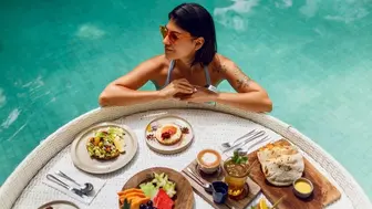 Iconic West Coast Florida Beach Restaurant — Turnkey Opportunity